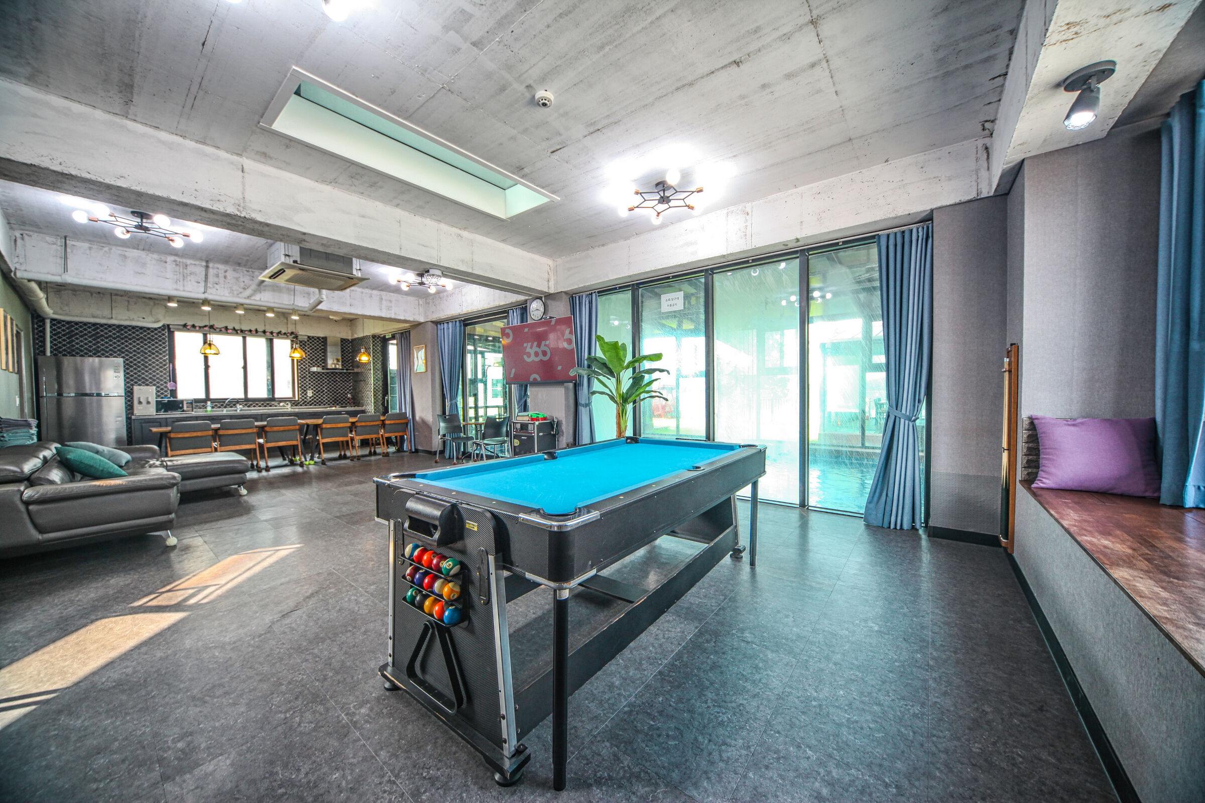 체크메이트 대부도 풀빌라 수영장